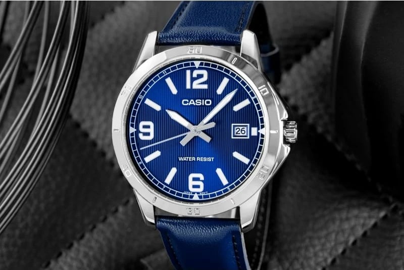 Orë dore për meshkuj CASIO, e kaltër