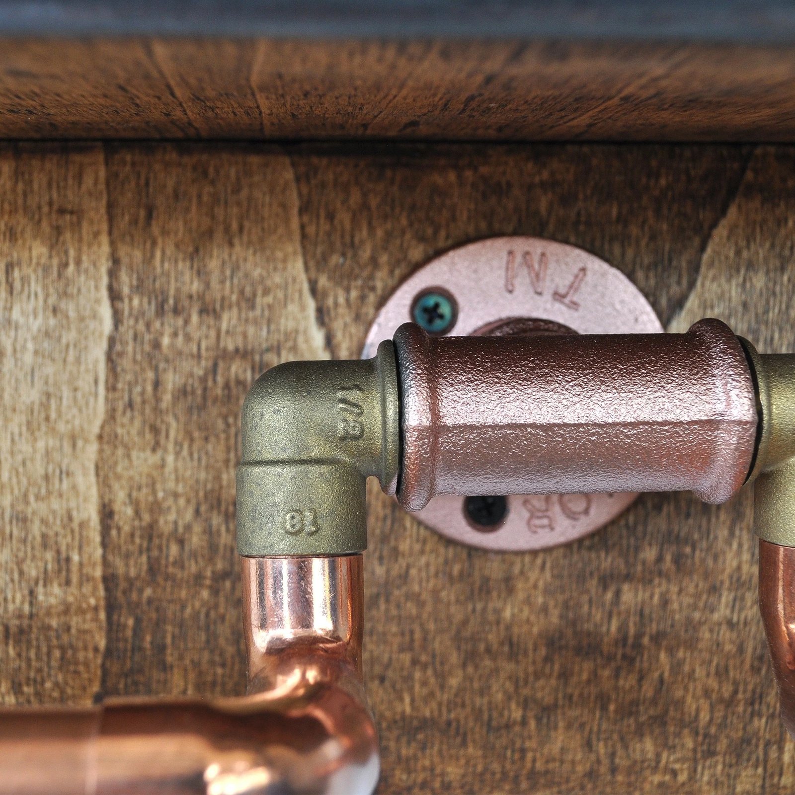 Raft muri me tub, ngjyrë arre dhe ari rozë, Skye Decor, Cop055