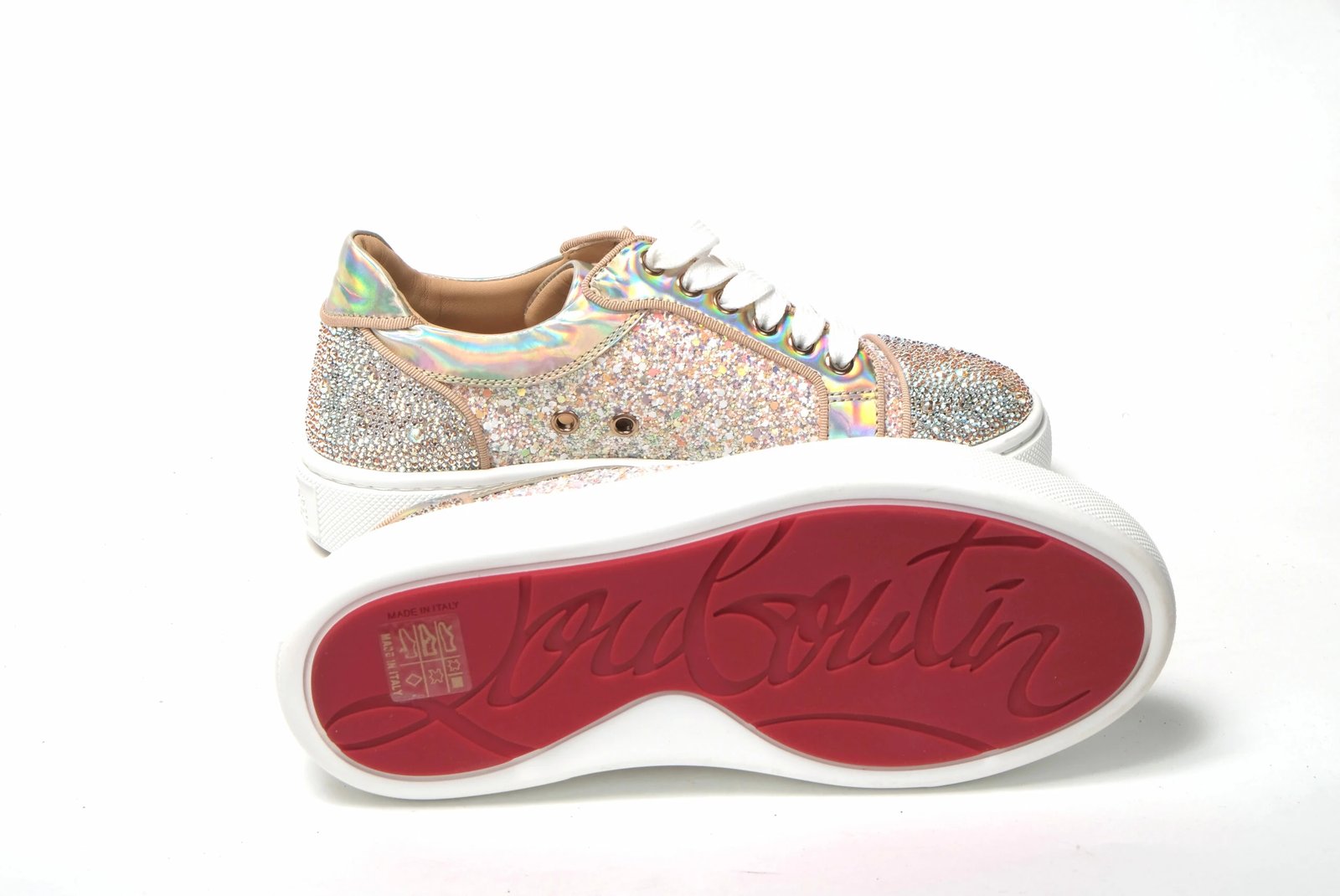 Atlete Christian Louboutin, femra, rozë e artë