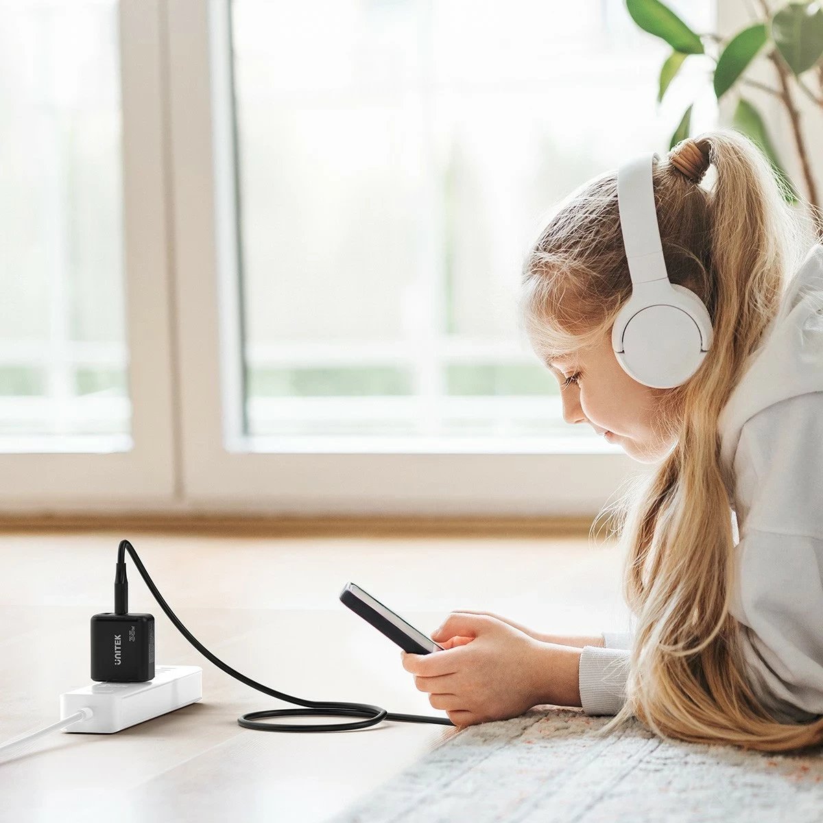 Karikues Unitek GaN PD 35W USB-C + USB-A, i zi Karikues Unitek GaN PD 35W USB-C + USB-A, i zi