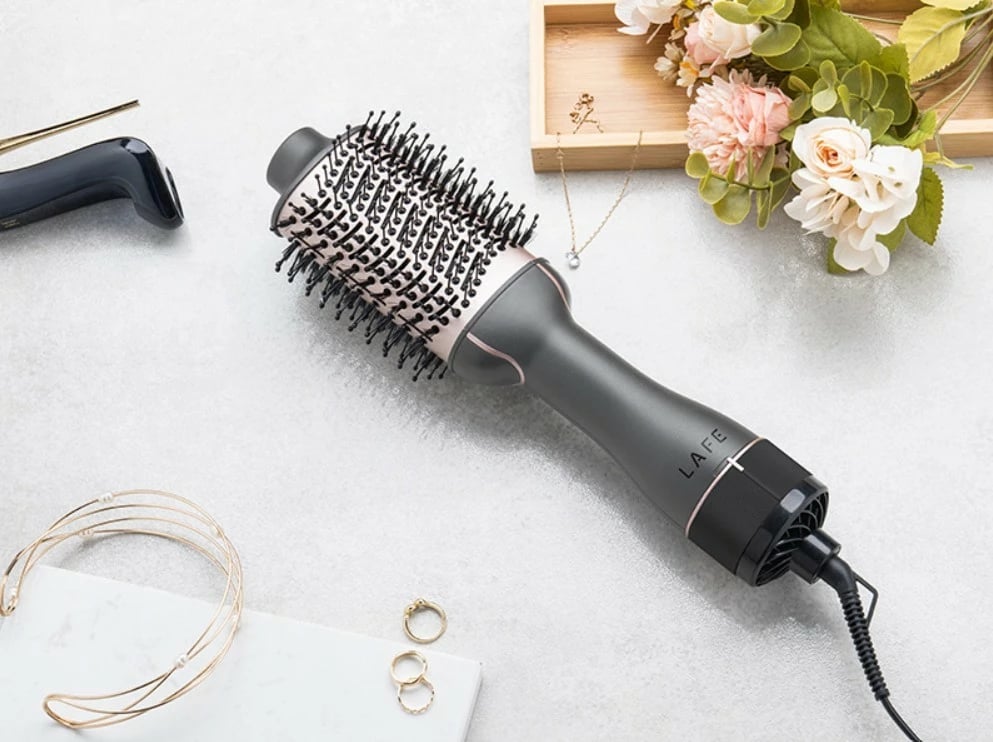 Furçë tharëse dhe ondulues, Lafe Sleek & Shine Brush LAFLOK47460, 1200W, 3 temperatura, 2 shpejtësi, jonizim, cool shot, Black/Sand Pink