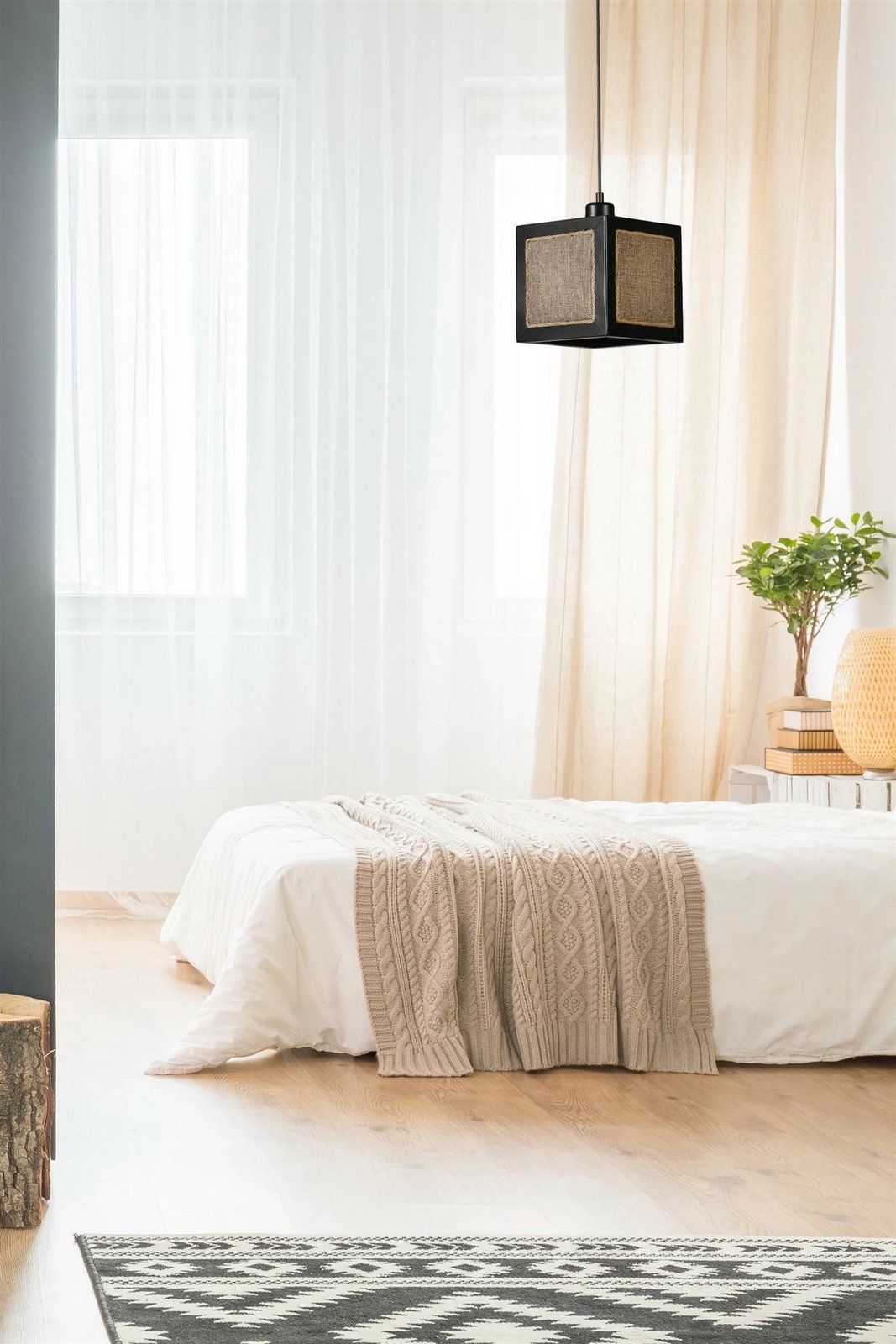 Llambë tavani Opviq, Kumsal, njësh, e zezë, ratan