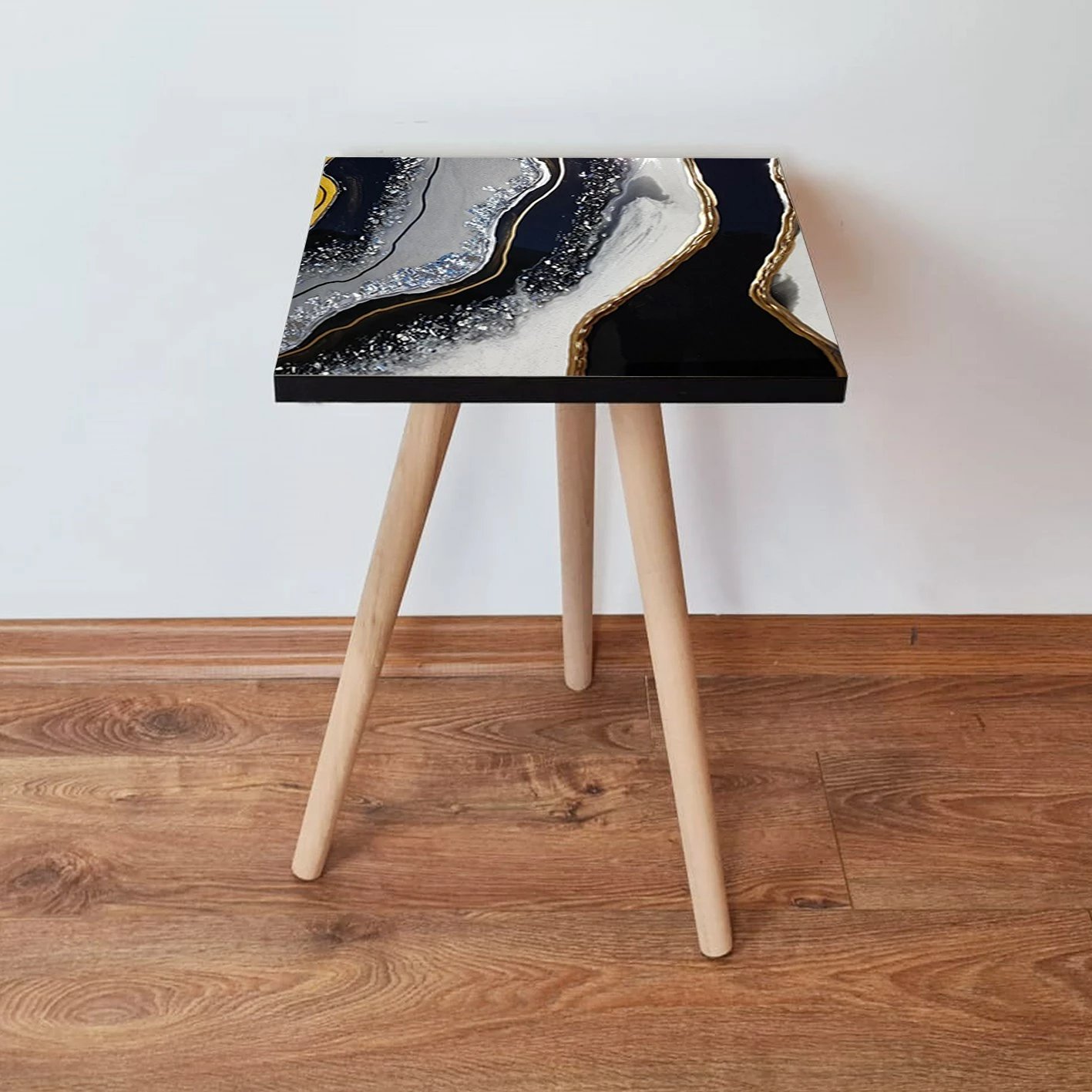 Tavolinë anësore Skye Decor, Shp285, e zezë