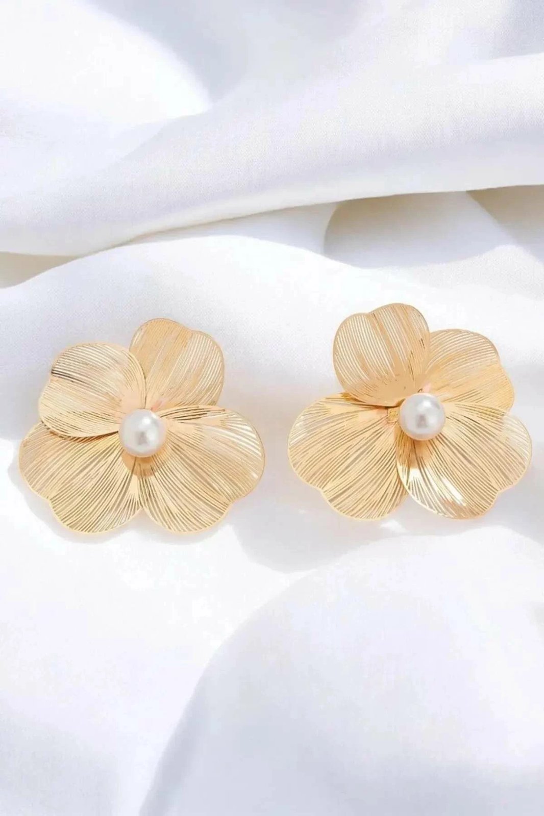 Vathë Jumeon, ngjyrë ari, Lyl-Gld-Kupcck