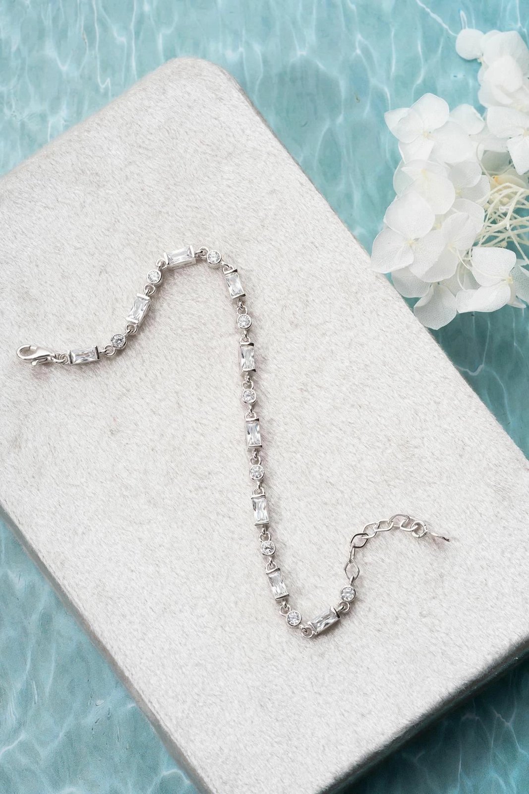 Byzylyk argjendi Jumeon, NRZ1000347, ngjyrë argjendi, gur zirkoni