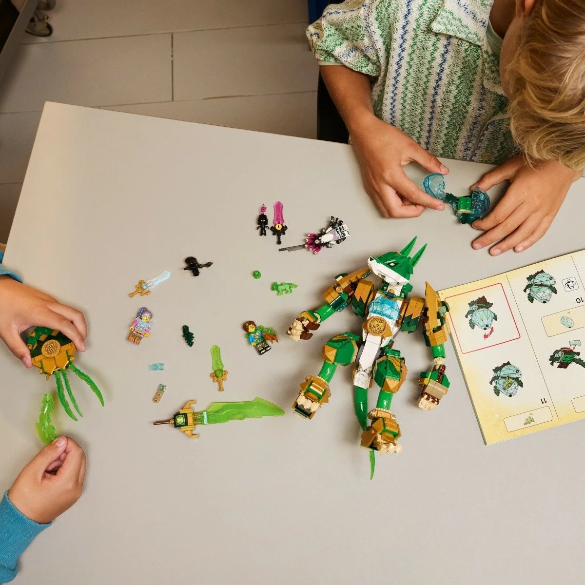 Set ndërtimi LEGO DREAMZzz 71508 Fox Mech-Guard, 883 pjesë, 2-në-1, 9+ vjeç