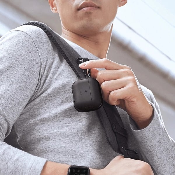 Mbështjellës UNIQ Valencia për AirPods Pro, Antimikrobial, i zi