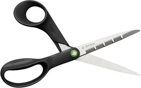 Gërshërë kuzhine Fiskars Functional Form ReNew 21cm, e zezë
