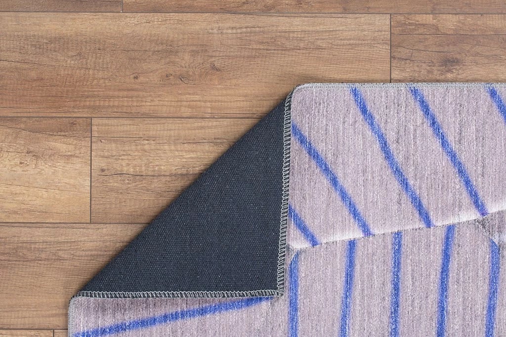 Qilim (210 x 310) Conceptum Hypnose, Funk Chenille - lejla AL 179 mr