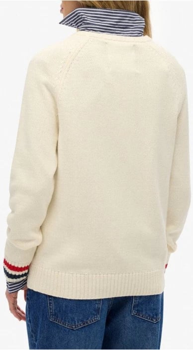 Maicë Superdry, femra, e bardhë