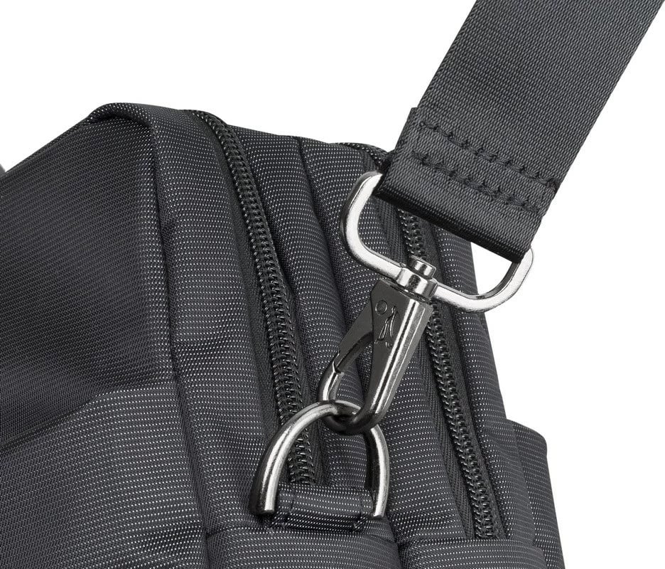 Kasë laptopi RivaCase 8257, 17.3", e zezë