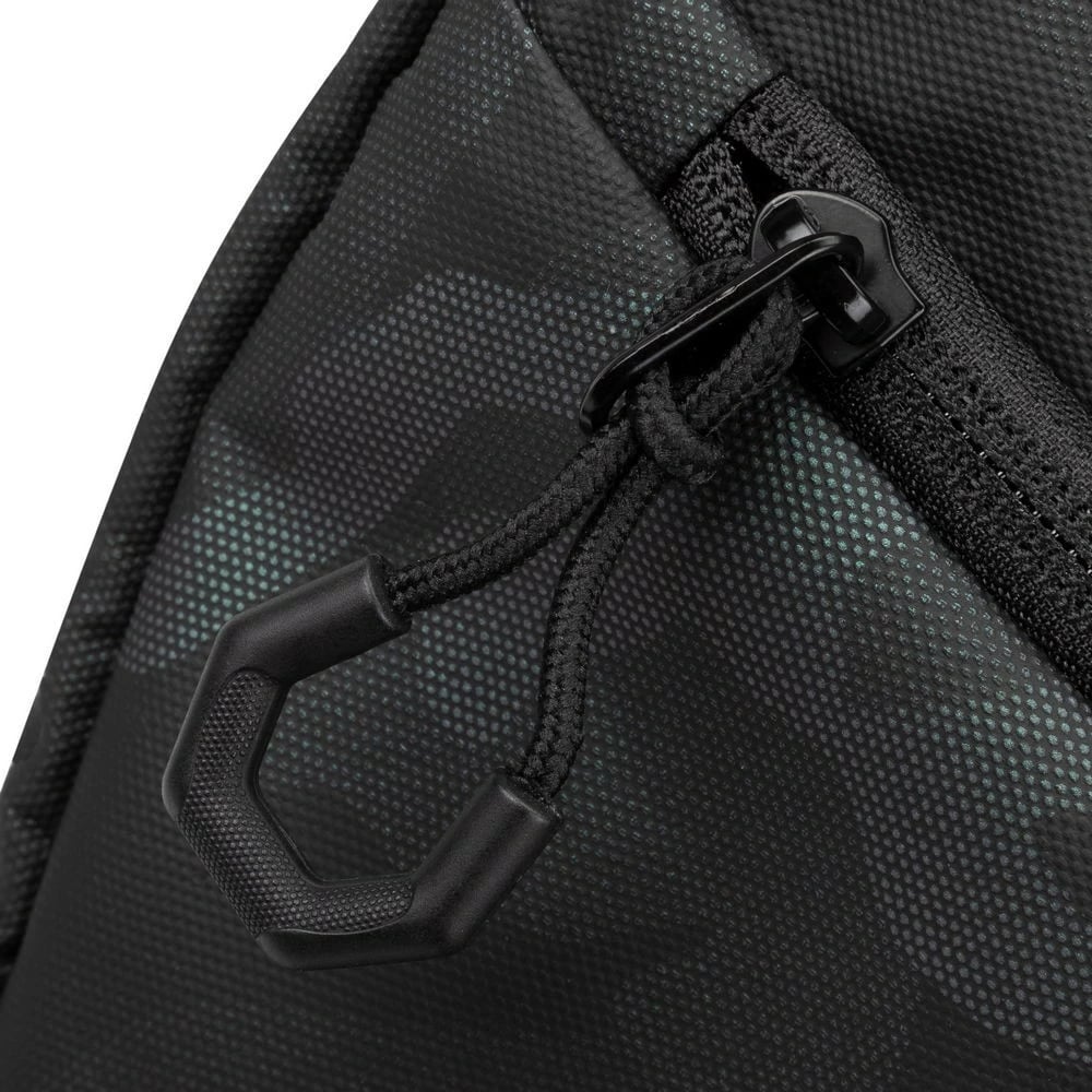 Çantë udhëtimi RIVACASE Sherwood 30L, gri camo Çantë udhëtimi RIVACASE Sherwood 30L, gri camo