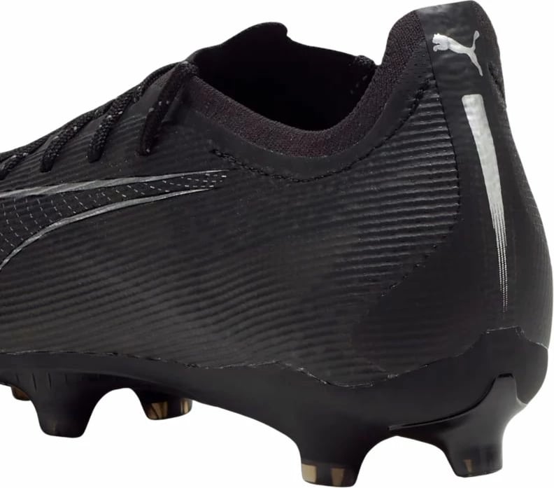 Atlete futbolli Puma për meshkuj, të zeza