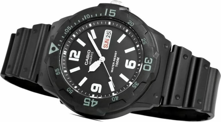 Orë dore për meshkuj Casio, e zezë