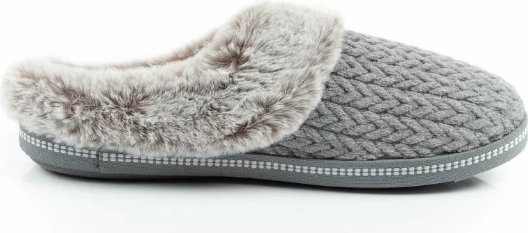 Papuqe për femra Skechers, të ngrohta