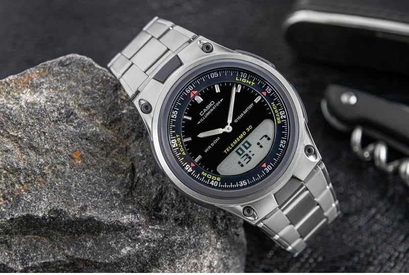 Orë dore për meshkuj Casio, argjendtë/zezë