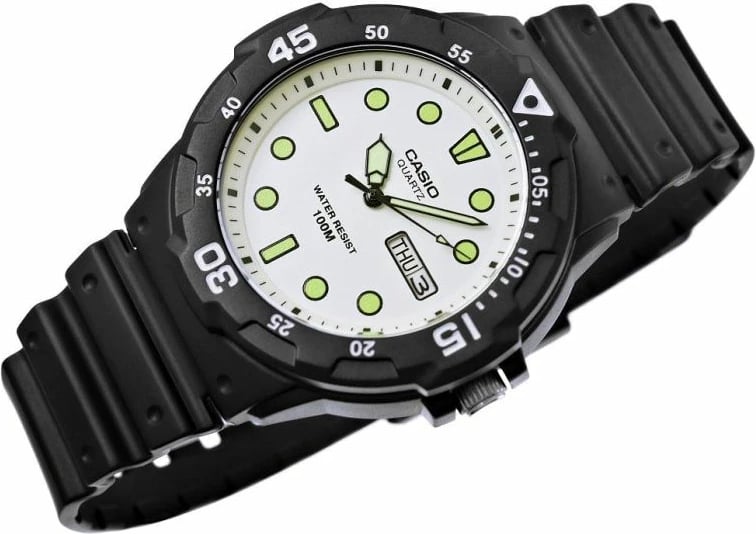 Orë dore Casio, e zezë