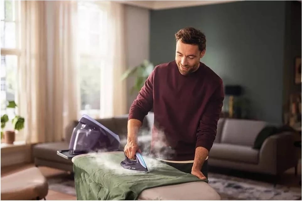 Hekur me avull Philips PSG7050/30, ngjyrë vjollcë Hekur me avull Philips PSG7050/30, ngjyrë vjollcë