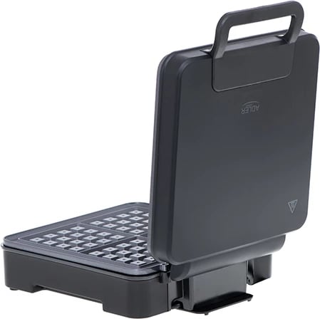 Aparat për vafle, Adler AD 3049, 4x10x10 cm, termostat i rregullueshëm, pllaka jo-ngjitëse, 1200-1800W, e zezë