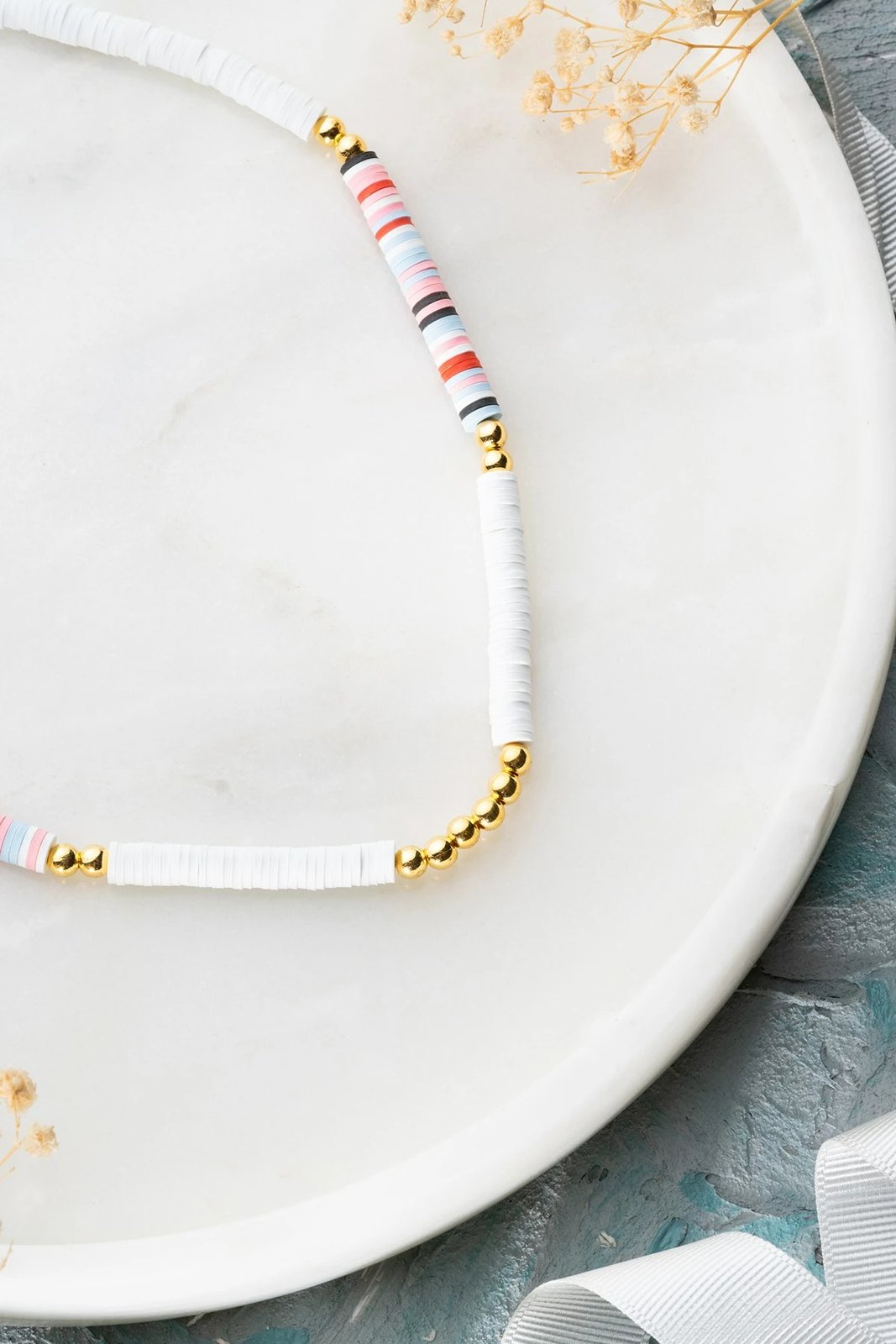 Varëse qafe Jumeon, KL-0874, shumëngjyrëshe