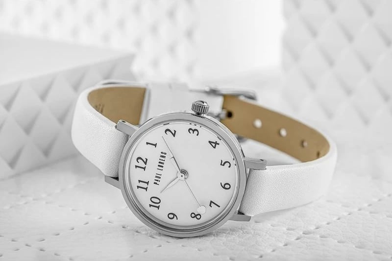 Orë dore për fëmijë Paul Lorens, vajza, e bardhë