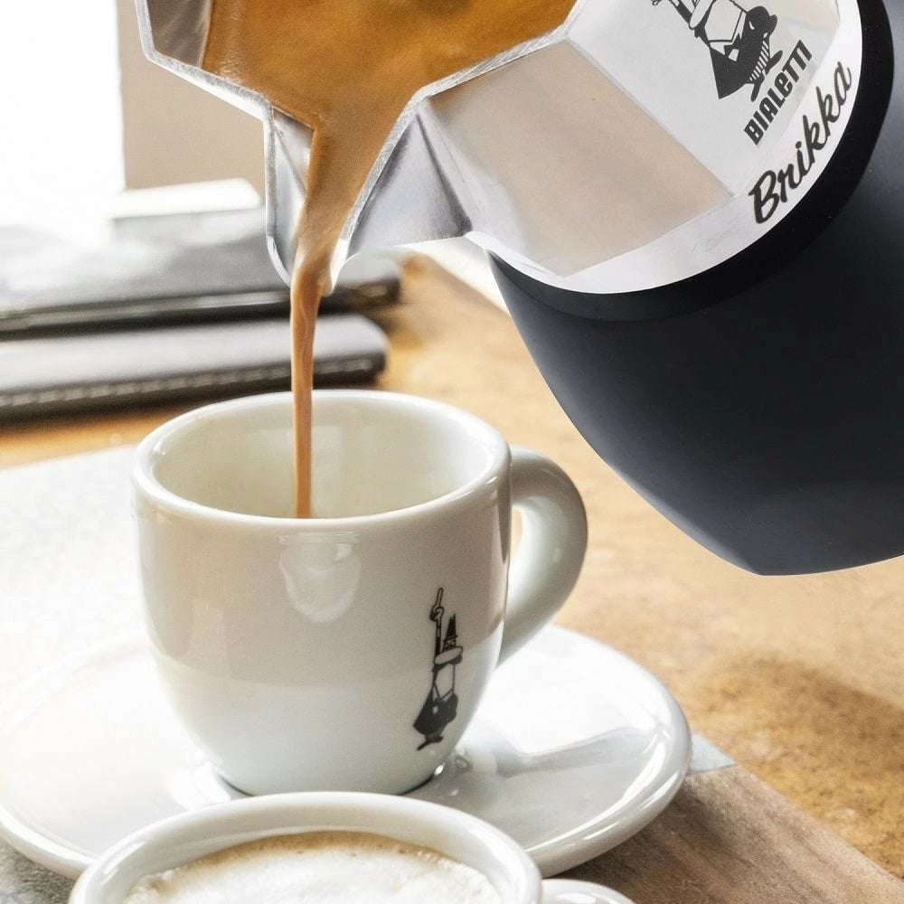 Moka pot Bialetti Brikka 2023, 4 filxhana, alumini, e zezë/inoks