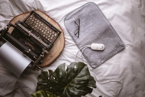 Jastëk ngrohës elektrik Adler AD 7415 30x40 cm 45-80W 2 nivele gri