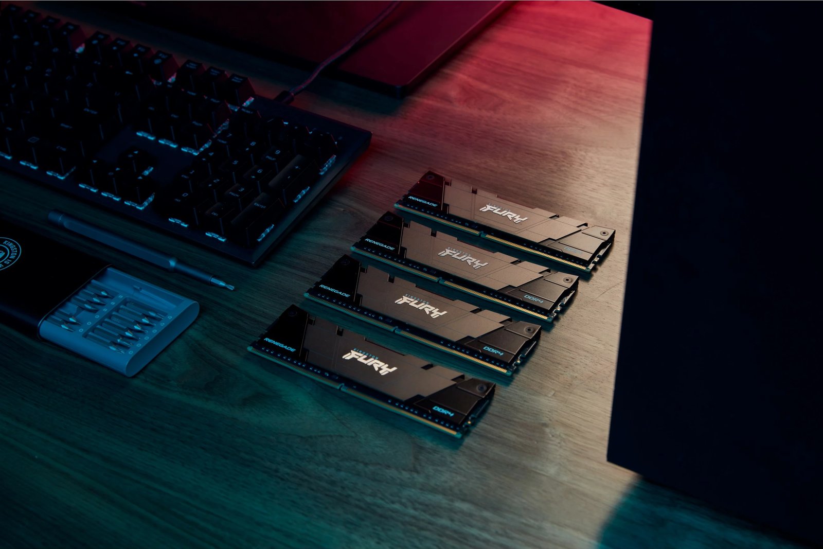 RAM Memorje Kingston FURY Renegade 16GB 5333MT/s DDR4 CL20, e zezë RAM Memorje Kingston FURY Renegade 16GB 5333MT/s DDR4 CL20, e zezë