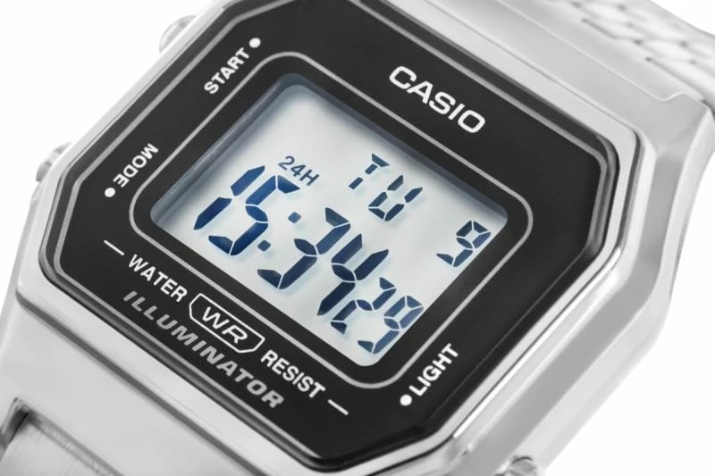 Orë dore për femra CASIO, argjendi