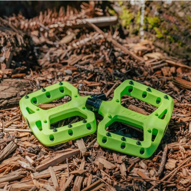 Pedale biçiklete FUNN për fëmijë/adoleshentë, të gjelbra