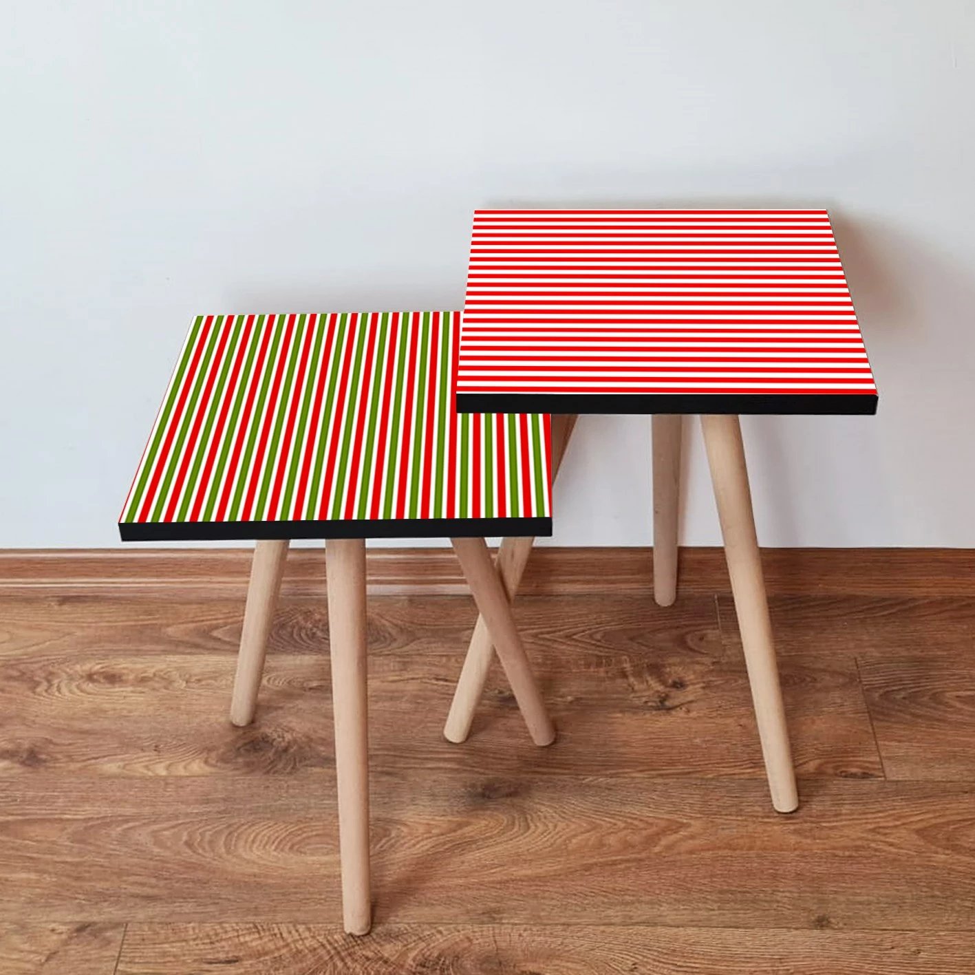 Set tavolinash ndihmëse, dy copë, ngjyrë e gjelbër, e bardhë, e kuqe, Skye Decor, 2Shp481