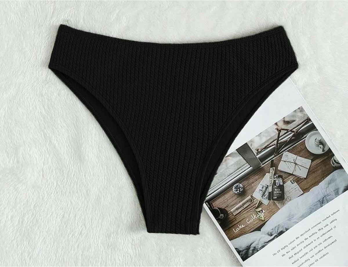 Bikini bottom e zezë Jumeon, MS41698