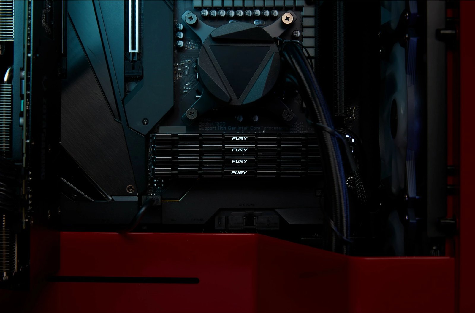 RAM Memorje Kingston FURY Renegade 16GB 5333MT/s DDR4 CL20, e zezë RAM Memorje Kingston FURY Renegade 16GB 5333MT/s DDR4 CL20, e zezë