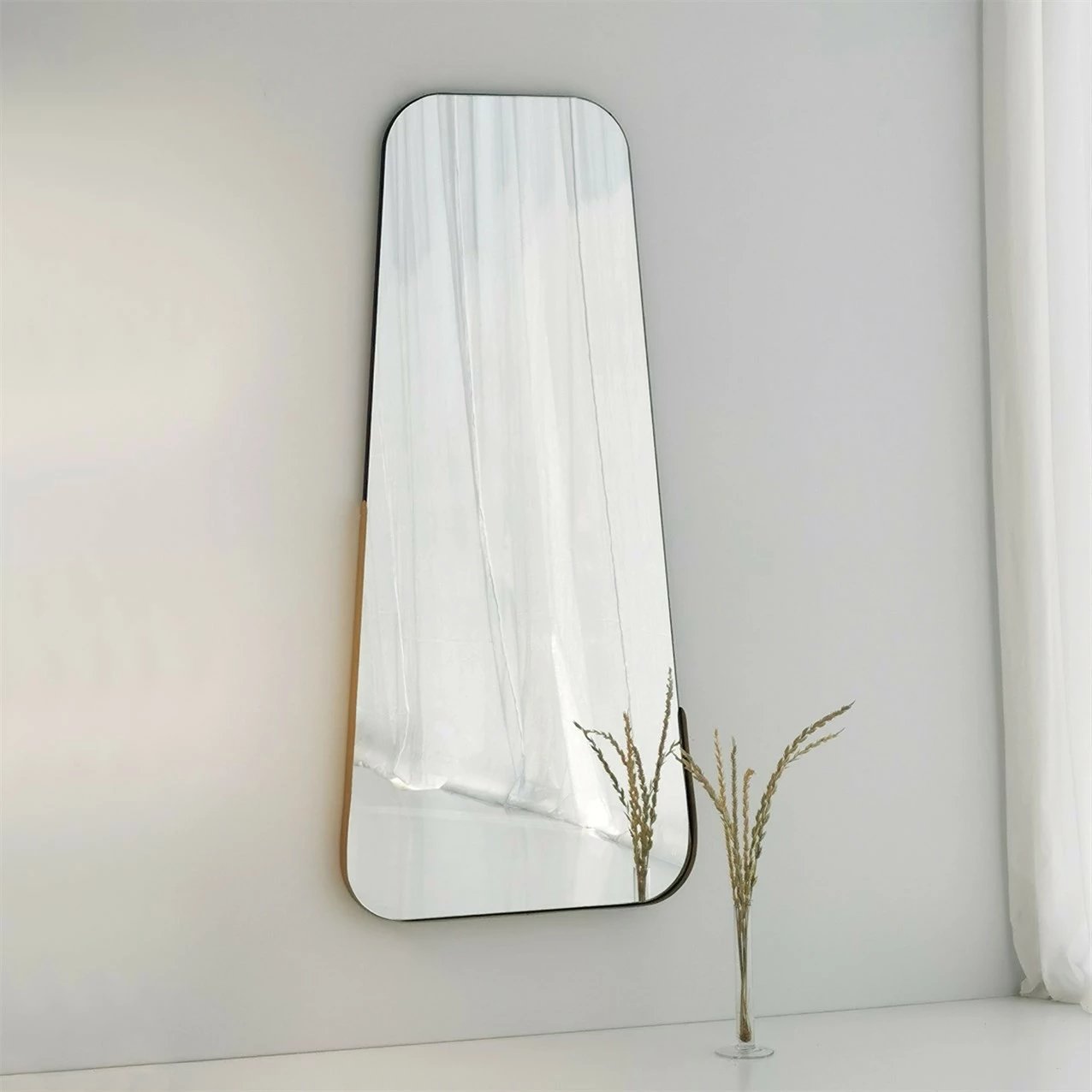 Pasqyrë dekorative, ngjyrë ari, Hanah Home, Smooth