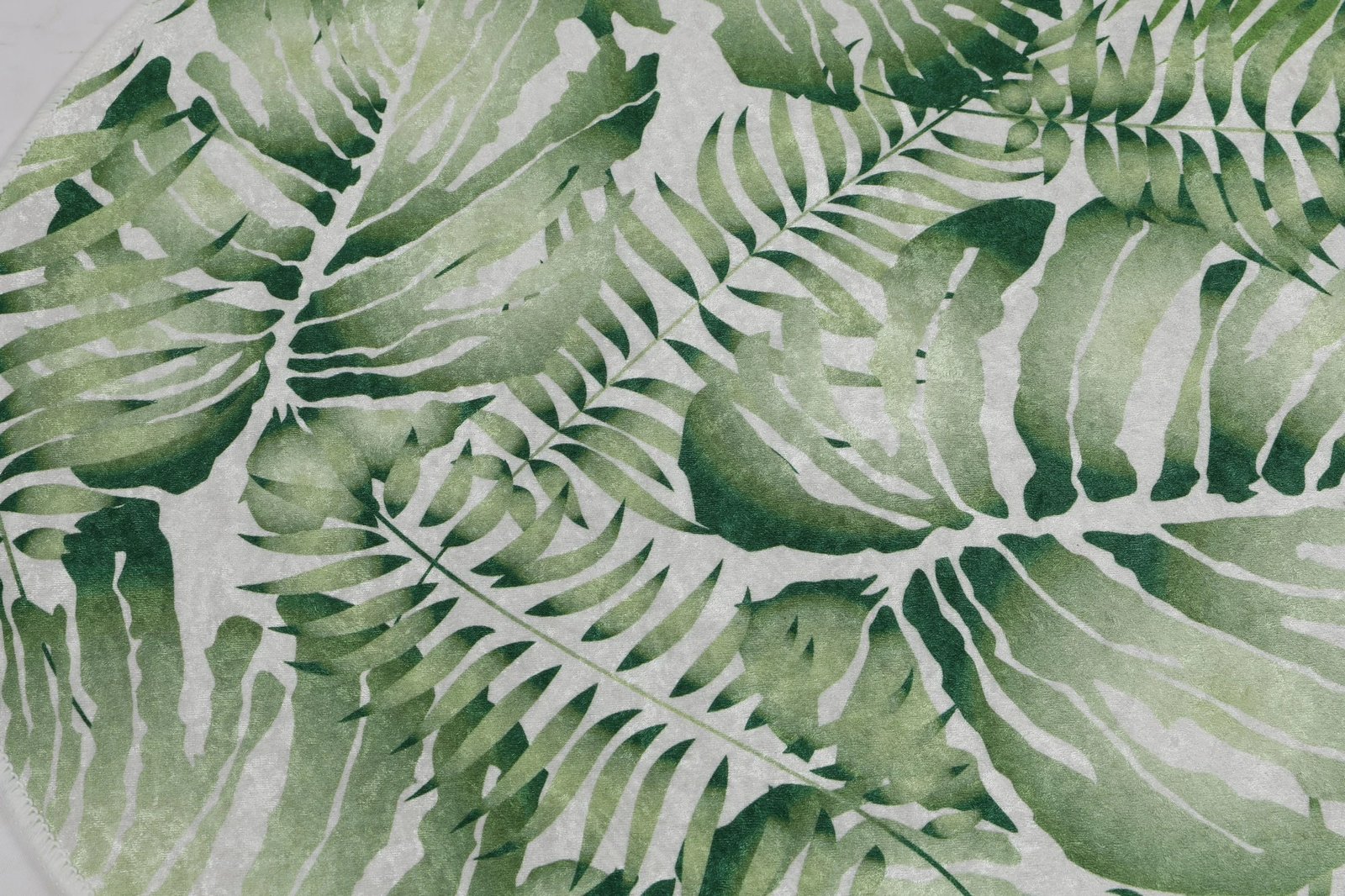 Tapet banje Mijölnir, rrethor, shumëngjyrësh, 80cm Tapet banje Mijölnir, rrethor, shumëngjyrësh, 80cm