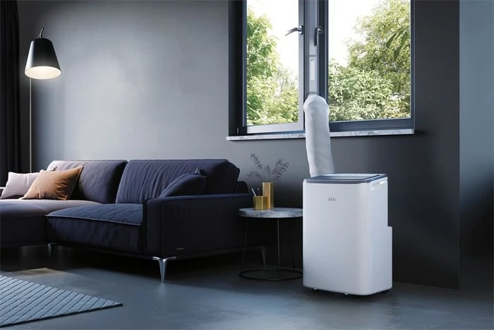 Kondicioner portativ AEG AXP26U338CW 2.6kW BTU9000 i bardhë