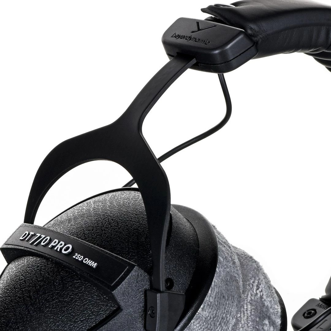 Kufje studio Beyerdynamic DT 770 PRO 250 OHM, të zeza