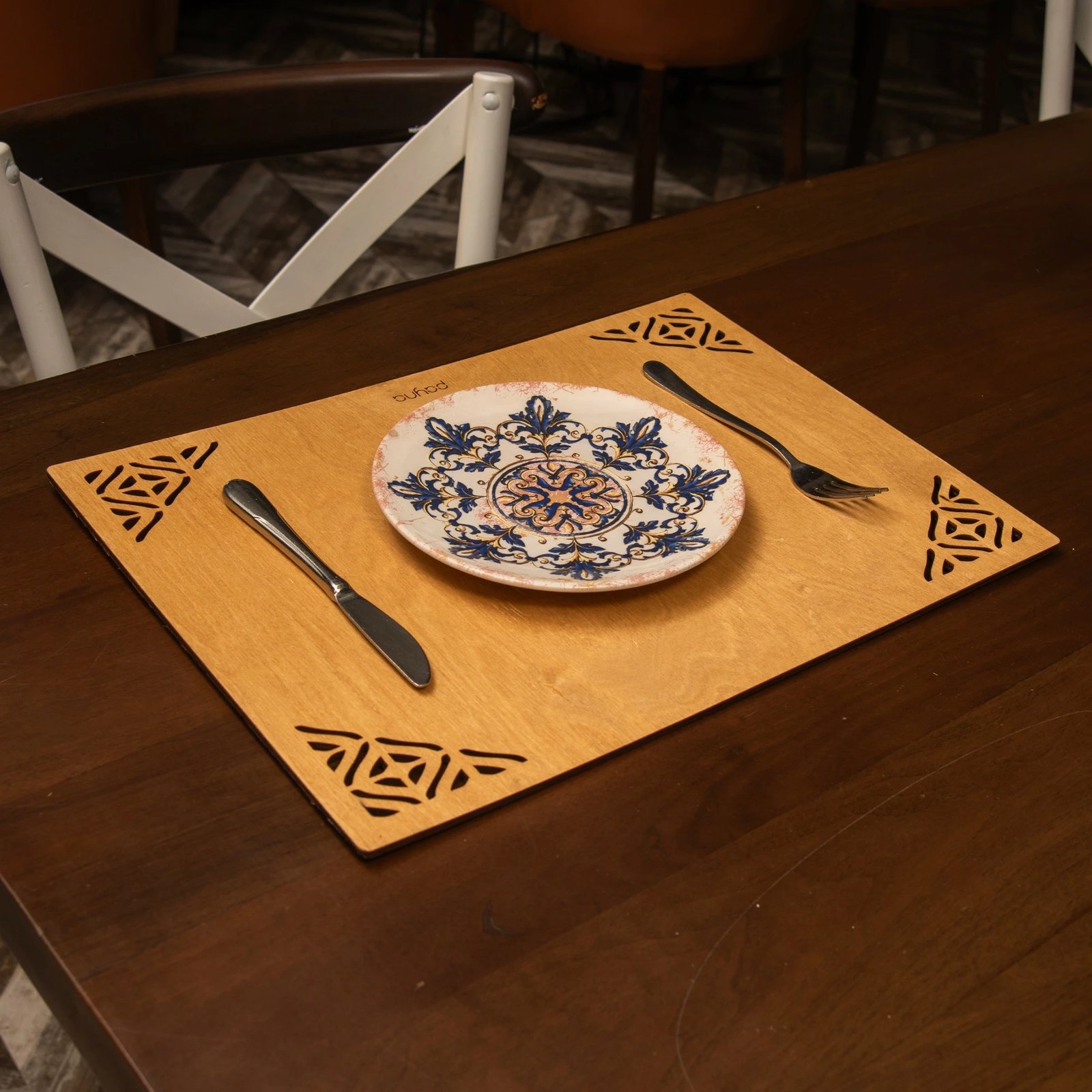 Set nënshtruesish tavoline prej druri, 4 copë, Hermia, Corpat, ngjyrë mjaltë