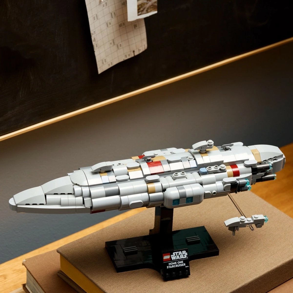 Set LEGO Star Wars Home One-Class Cruiser 75405, 559 pjesë, Gri