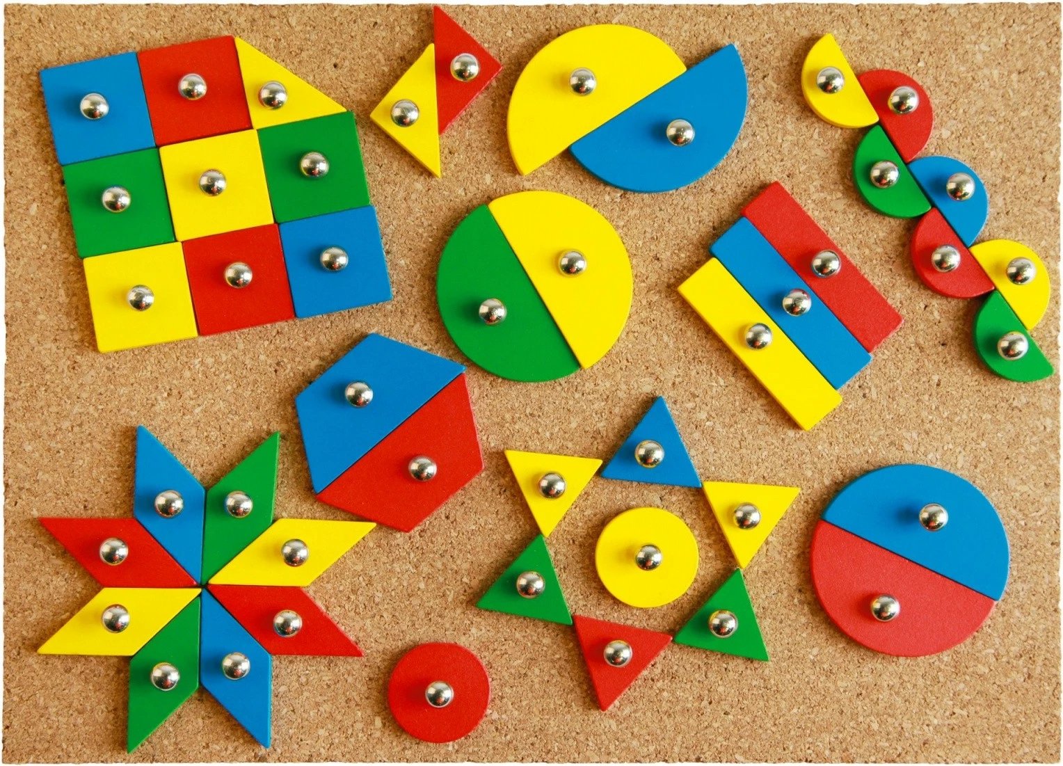 Set kreativ Lena Hammer Game, 72 pjesë, shumëngjyrëshe