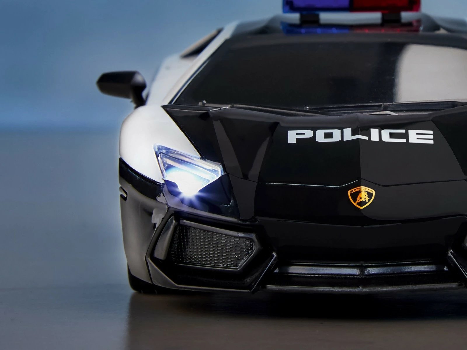 Veture lodër me telekomandë Revell RC Lamborghini Aventador Police, 1:24, zi/bardhë