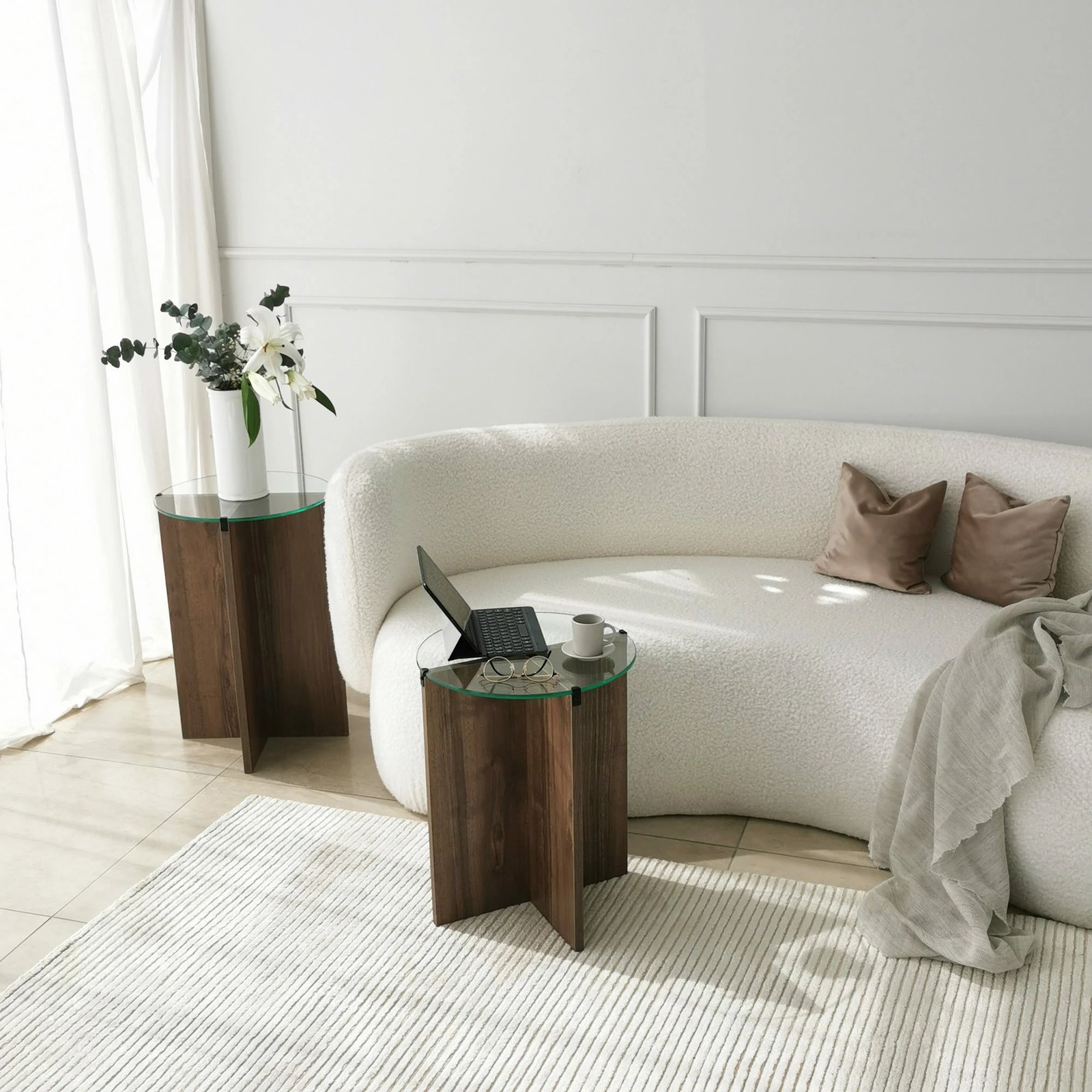 Set tavolina ndihmëse të vendosshme (2 copë), Hanah Home, Lily, ngjyrë arre