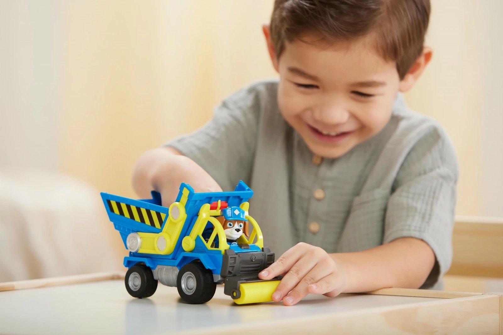 Kamion ndërtimi lodër Spin Master Paw Patrol Rubble & Crew Wheeler, plastikë, Blu/Verdhë