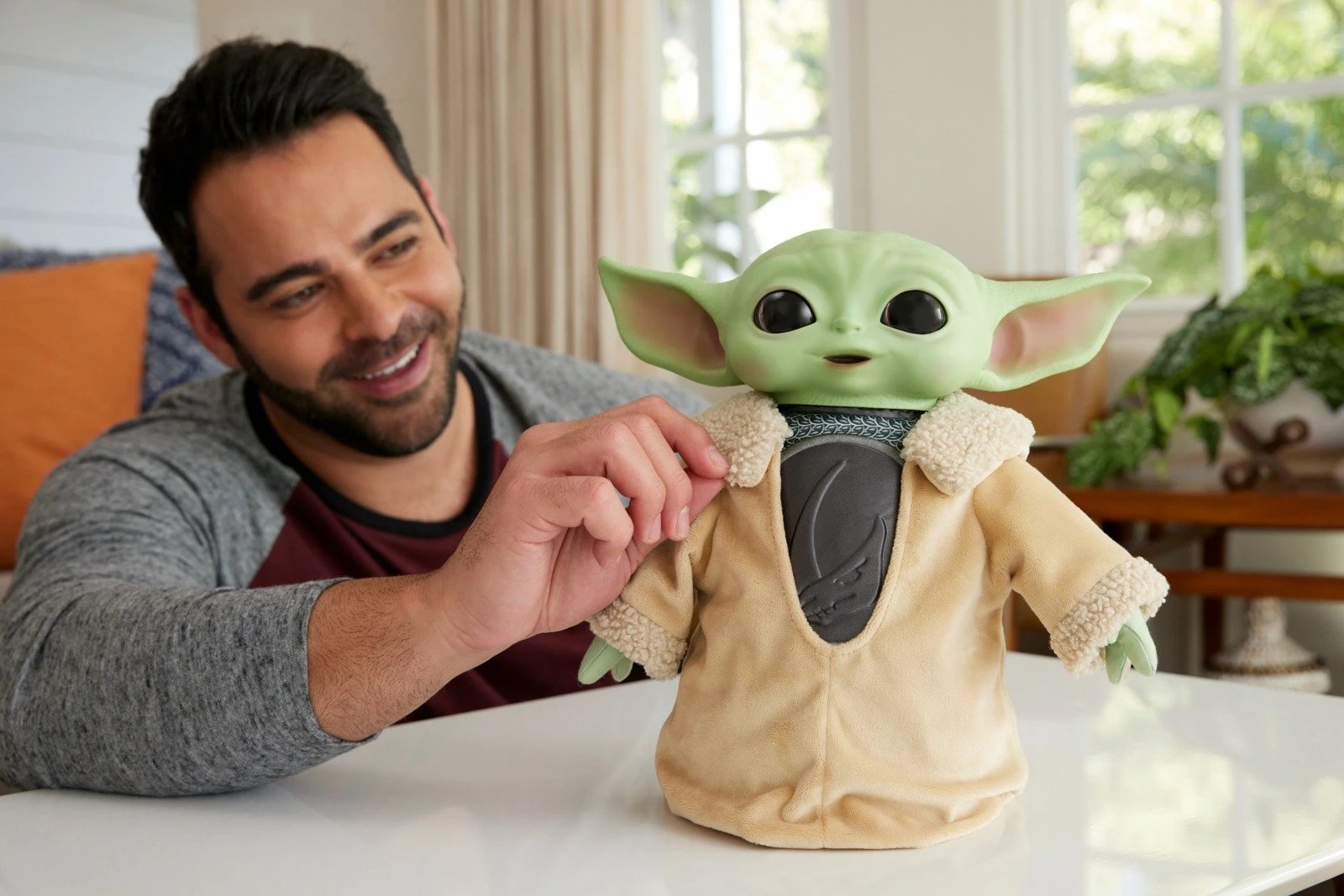 Lodër pelushi Star Wars Mattel Din Grogu, 28 cm, multikolor Lodër pelushi Star Wars Mattel Din Grogu, 28 cm, multikolor