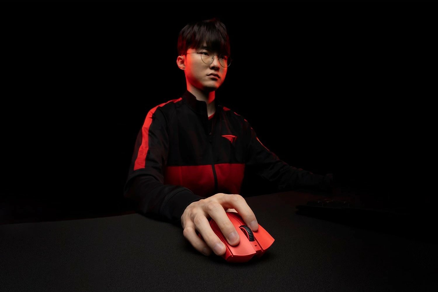 Maus Razer DeathAdder V3 Pro Faker Edition, wireless, 30000 DPI, i kuq