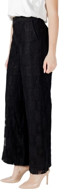Pantalona Vila Clothes për femra, të zeza