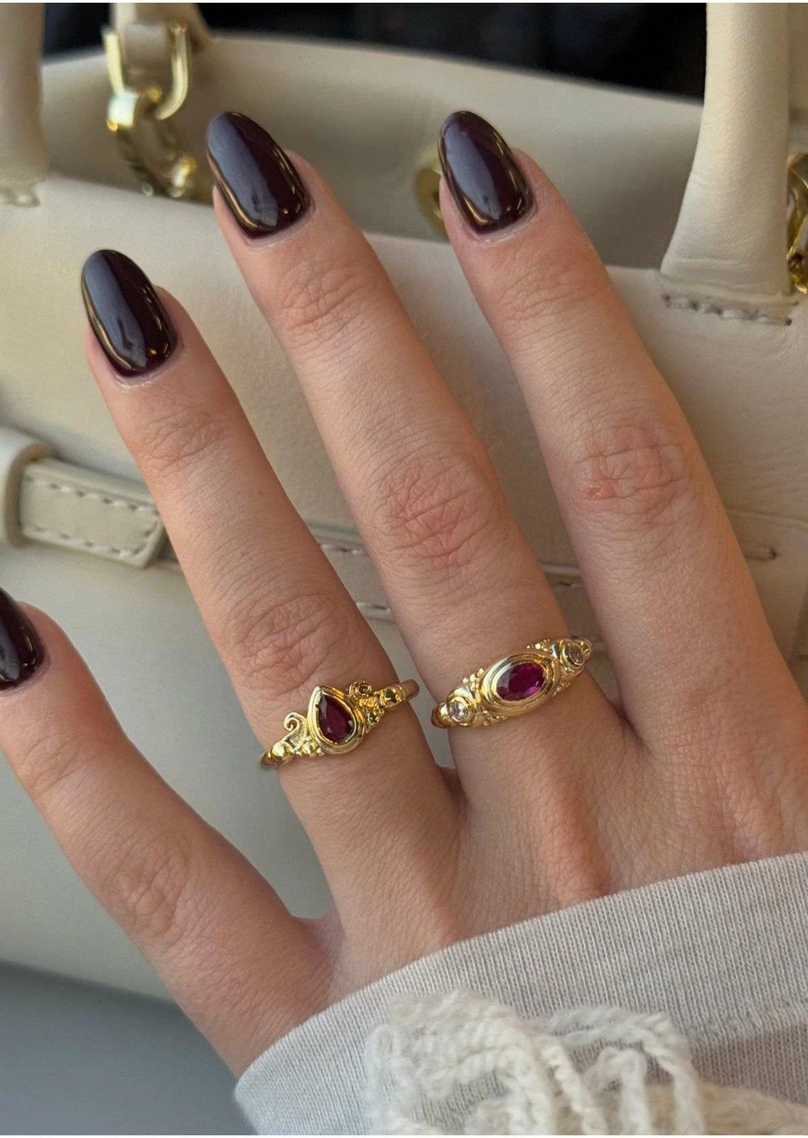 Unazë e kuqe Jumeon, KPEGMSA35070