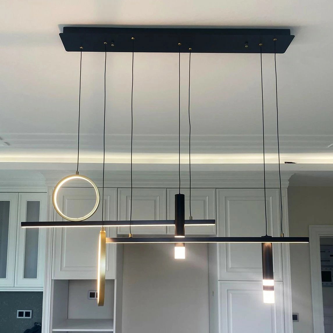 Llambë tavani Opviq, 3135, e zezë dhe e artë