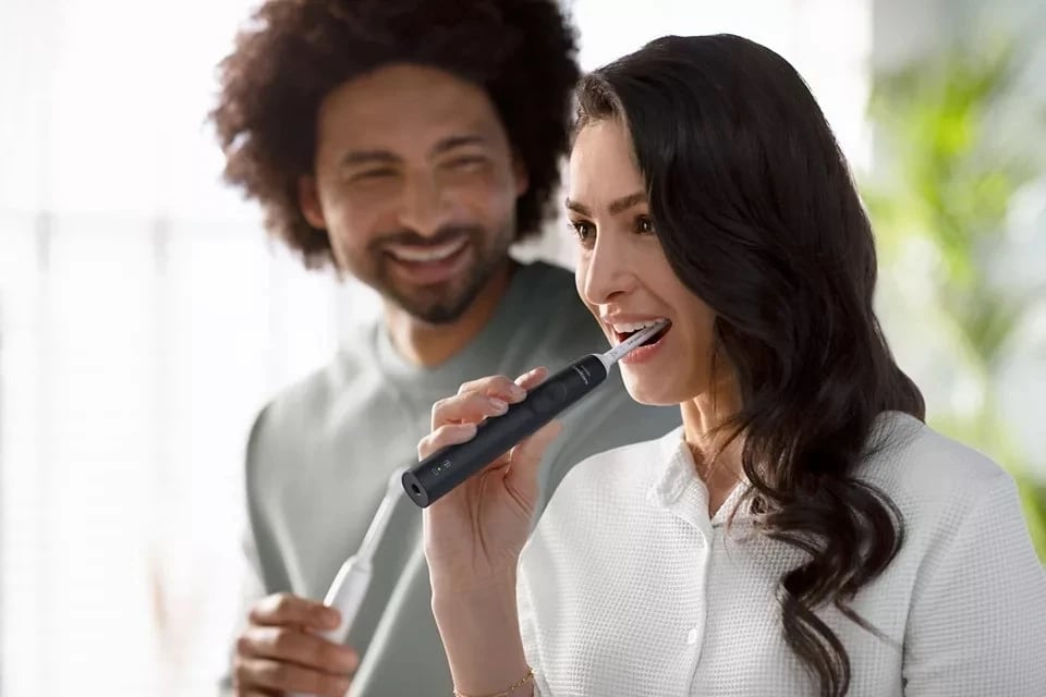 Furçë dhëmbësh Philips Sonicare HX3675/15, e zezë/rozë Furçë dhëmbësh Philips Sonicare HX3675/15, e zezë/rozë