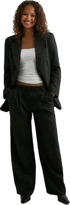 jakne Only, femra, e zezë